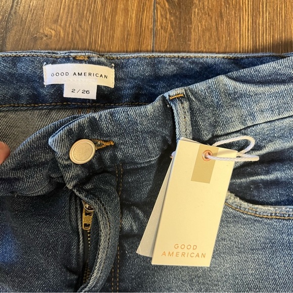 🆕 Good American Good Boy High-Rise Cropped Straight Jeans SZ 2/26 - Picture 5 of 8